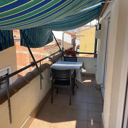 Apartment Atico Junto A Mercado Central, Con Parking Gratis *