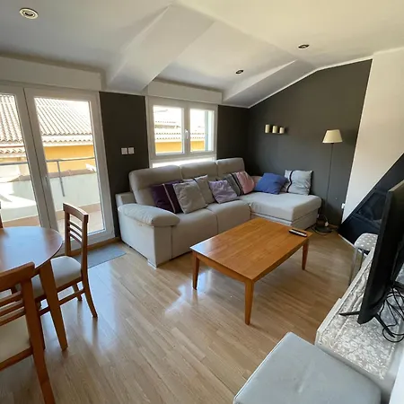 Apartment Atico Junto A Mercado Central, Con Parking Gratis